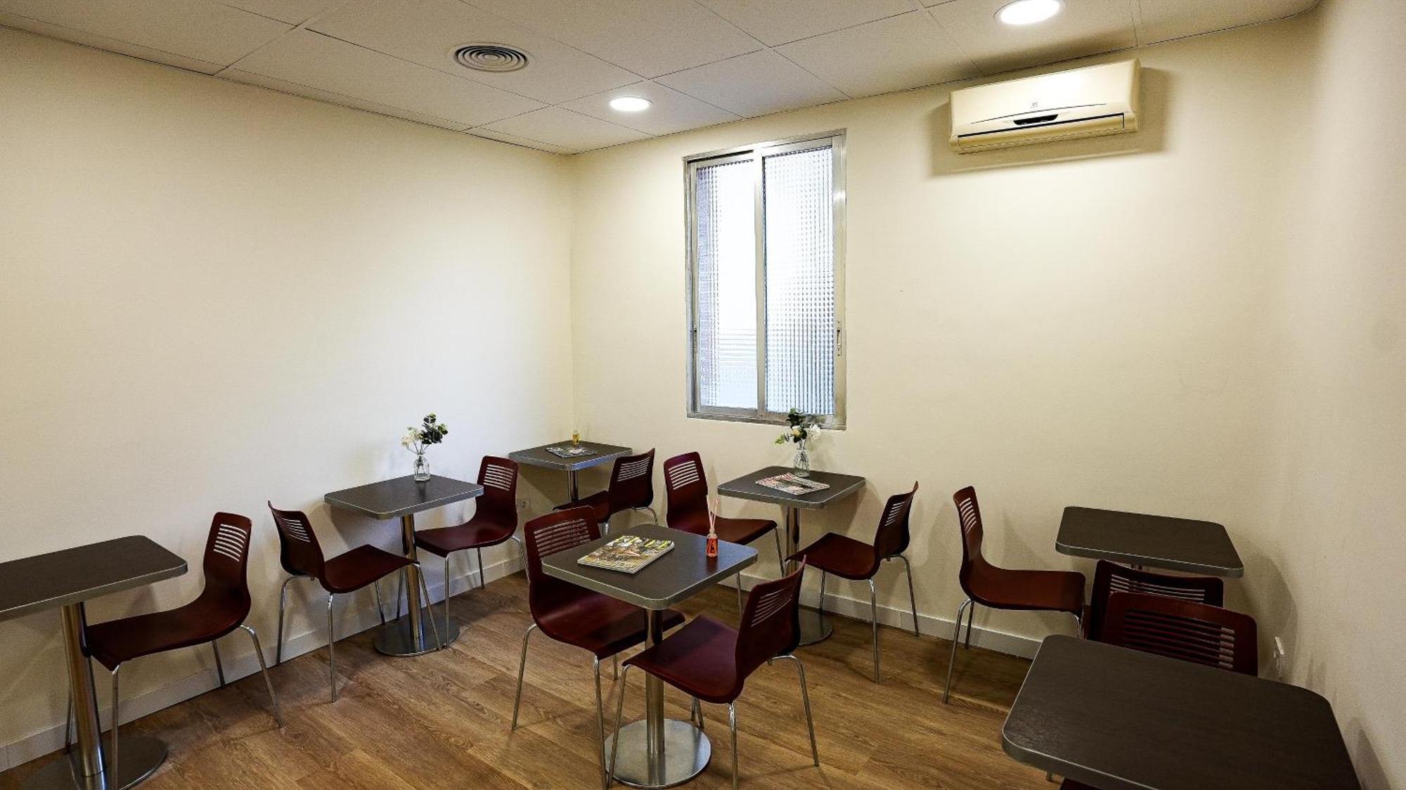 Fit Hostel マドリード エクステリア 写真