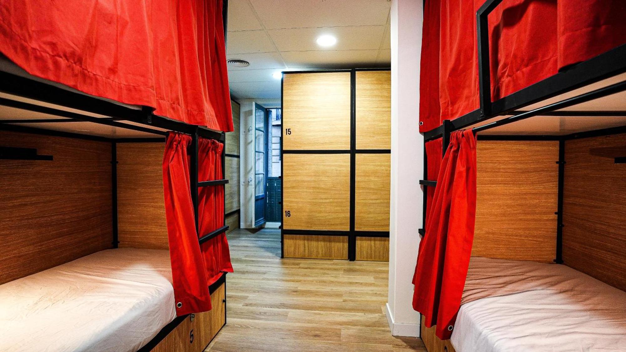 Fit Hostel マドリード エクステリア 写真